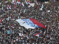 Protesty v Srbsku: Polícia zasahuje proti demonštrantom žiadajúcim predčasné voľby