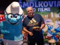 Pavol Topoľský na premiére filmu Šmolkovia vo filme