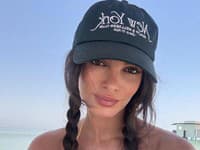 Modelka Veronika Vágnerová si užíva slnečné lúče v Bahrajne.