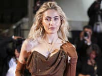 PIKANTNÉ plávanie Jacksonovej (†50) dcéry Paris (27): HORE BEZ... Strážil ju snúbenec (46)!