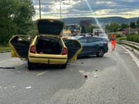 Závažná nehoda dvoch áut v Košiciach: Pri zrážke sa zranilo šesť osôb vrátane dieťaťa