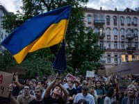 Protest proti zákonu obmedzujúcemu autonómiu protikorupčných úradov