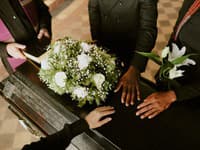 Dva týždne po pohrebe zaklopal na dvere: Sengkam sa vrátil zo záhrobia! Koho v skutočnosti pochovali?