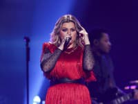 Kelly Clarkson