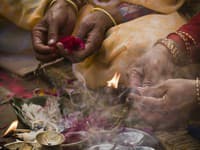 Vstal z mŕtvych…už šesťkrát: VIDEO Muž (40) desí dedinu svojimi návratmi zo záhrobia, miestni sa ho boja dotknúť!