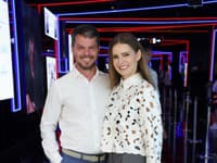 Premiéra seriálu Neuer. Na snímke Monika Szabó s manželom
