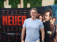 Premiéra seriálu Neuer. Na snímke Daniel Junas