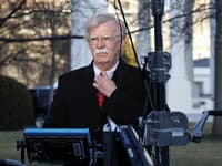 FBI prehľadala dom bývalého Trumpovho poradcu pre národnú bezpečnosť Boltona