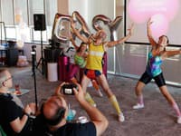 Ladislav Cmorej robil choreografiu pre reklamnú kampaň mobilného operátora, zatancoval aj na TK