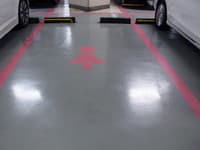 Česká vychytávka pre ženy: Špeciálne parkovacie miesta! Ak tam zastaví muž, peňaženku mu poriadne odľahčia