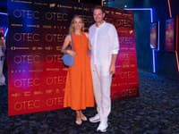 Martin Nikodým s priateľkou