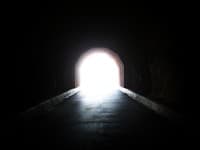 Žena sa druhýkrát narodila: Jej srdce nebilo niekoľko desiatok minút! Teraz prezradila, čo videla na opačnej strane