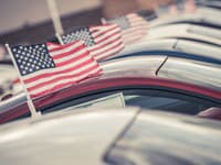 Trumpova administracija potrdila 15-odstotno carino na uvoz avtomobilov iz Evropske unije