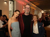 Krst nového albumu Richarda Müllera. Na snímke Richard Müller s deťmi