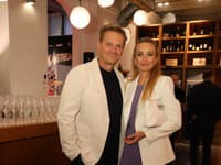 Krst nového albumu Richarda Müllera. Na snímke Martin Nikodým s partnerkou