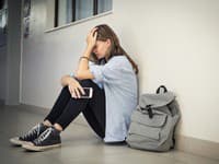 Šokujúce dianie na strednej škole! Dve žiačky nahlásili učiteľa za sexuálne obťažovanie: Hrozné DETAILY prípadu