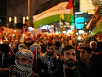 Izraelské námorníctvo zadržalo stovky aktivistov: Svet protestuje proti zásahu flotily