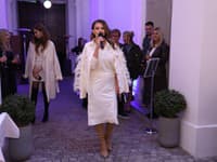 Otvorenie salónu. Na snímke Martina Schindlerová