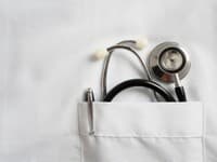 Strana SaS navrhuje, aby niektorí lekári museli zabezpečiť náhradu v rámci okresu