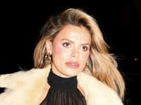 Slávnu modelku zradila blúzka: CVAK a... Dobrý den, kozy ven!