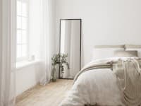 Chcete pokojný spánok? Umiestnenie zrkadla, ktoré by ste nikdy nemali skúšať: Médium varuje pred neželanými duchmi!