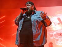 Šokujúca PREMENA známeho speváka: Schudol vyše 90 kíl!