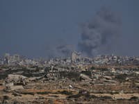 Izraelské nálety v Gaze si vyžiadali najmenej 30 mŕtvych, tvrdia tamojšie úrady