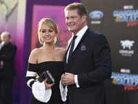 David Hasselhoff a Hayley Roberts