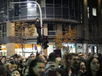 Protestné zhromaždenie v Belehrade