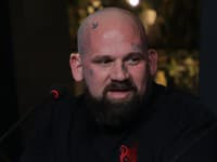 Kontroverzného Slováka ODSÚDILI: Hrozia mu 3 roky!