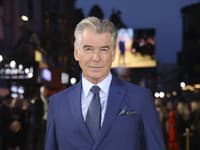 Pierce Brosnan 
