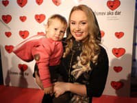 Natália Puklušová s dcérou