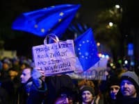 Protestný pochod proti rušeniu Úradu na ochranu oznamovateľov v Bratislave