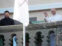 Papež Leon XIV. kritiziral Trumpa in pozval k miru v Ukrajini z vključitvijo Evrope