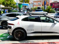 SCI-FI pôrod v San Franciscu: Žena porodila v AUTONÓMNOM aute! Do nemocnice dorazili SKÔR než sanitka