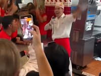 NEPOCHOPITEĽNÝ trend valcuje sociálne siete: Deti zaplavili prevádzky a čakali len na JEDNO číslo! Čo znamená 67?