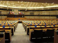 Europoslanci schválili plán na ukončenie dovozu ruského plynu