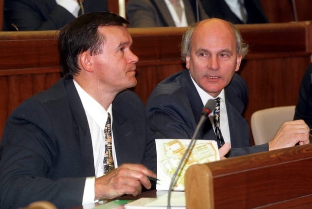 Július Brocka a František Mikloško 5. novembra 1998.