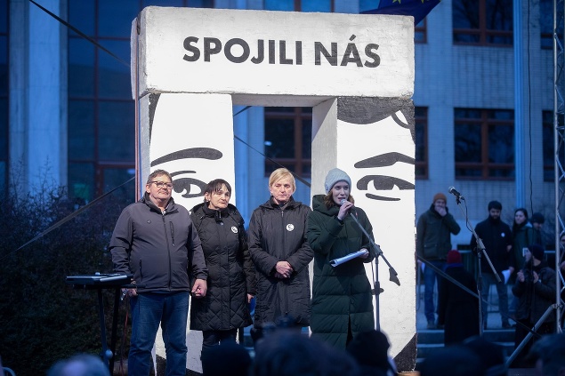 Tisíce ľudí vyšli opäť