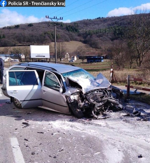 Jedna z nehôd, pri ktorej vyhasol ľudský život, sa odohrala v katastri obce Bzince pod Javorinou ešte 2. marca.