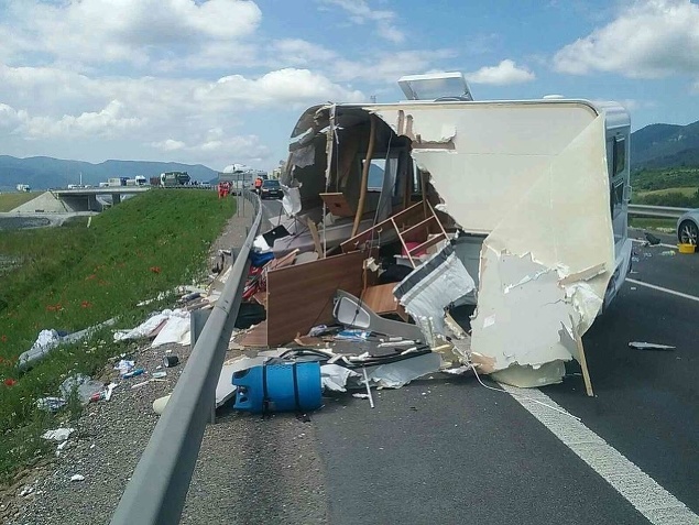 PRÁVE TERAZ Ukrutný pohľad