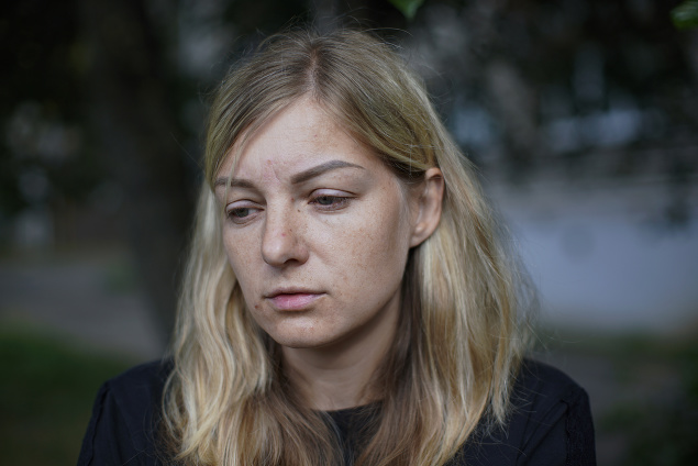 Osud im nedoprial šťastie: Elena Germanová, priateľka zosnulého Alexandra Tarajkovského počas rozhovoru pre agentúru Associated Press 15. augusta 2020 v Minsku. 