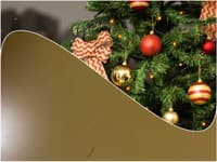 Umývate svoj vianočný stromček? MALI BY STE! Žena ten svoj hodila do vane a TO, čo našla vo vode, vydesilo internet