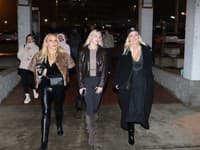 Koncert Rickyho Martina v Bratislave - prišli aj Zuzana Belohorcová s dcérou Salmou.