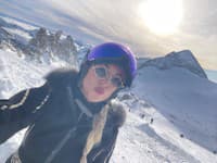 Simona Simanová na lyžovačke
