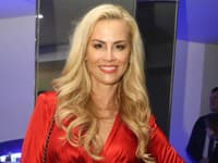 Sexi doktorka zo Záhad tela: Ukázala, čo skrýva pod plášťom... Wau, poriadne NAMAKANÉ TELO!