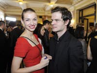 Syn Jana Krausa obvinený zo znásilnenia EX: KOLAPS pred ďalším súdom... FOTO z nemocnice!