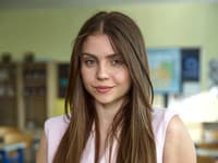 Karolin Omastová v seriáli Pán profesor