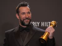 Najlepší herec v dramatickom seriáli: Noah Wyle (Urgent)