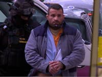 Vémola za mrežami trpí: UHNIL mu kus sánky! Zvažuje žalobu na políciu